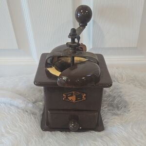 Vintage PB Manual Coffee‎ Grinder